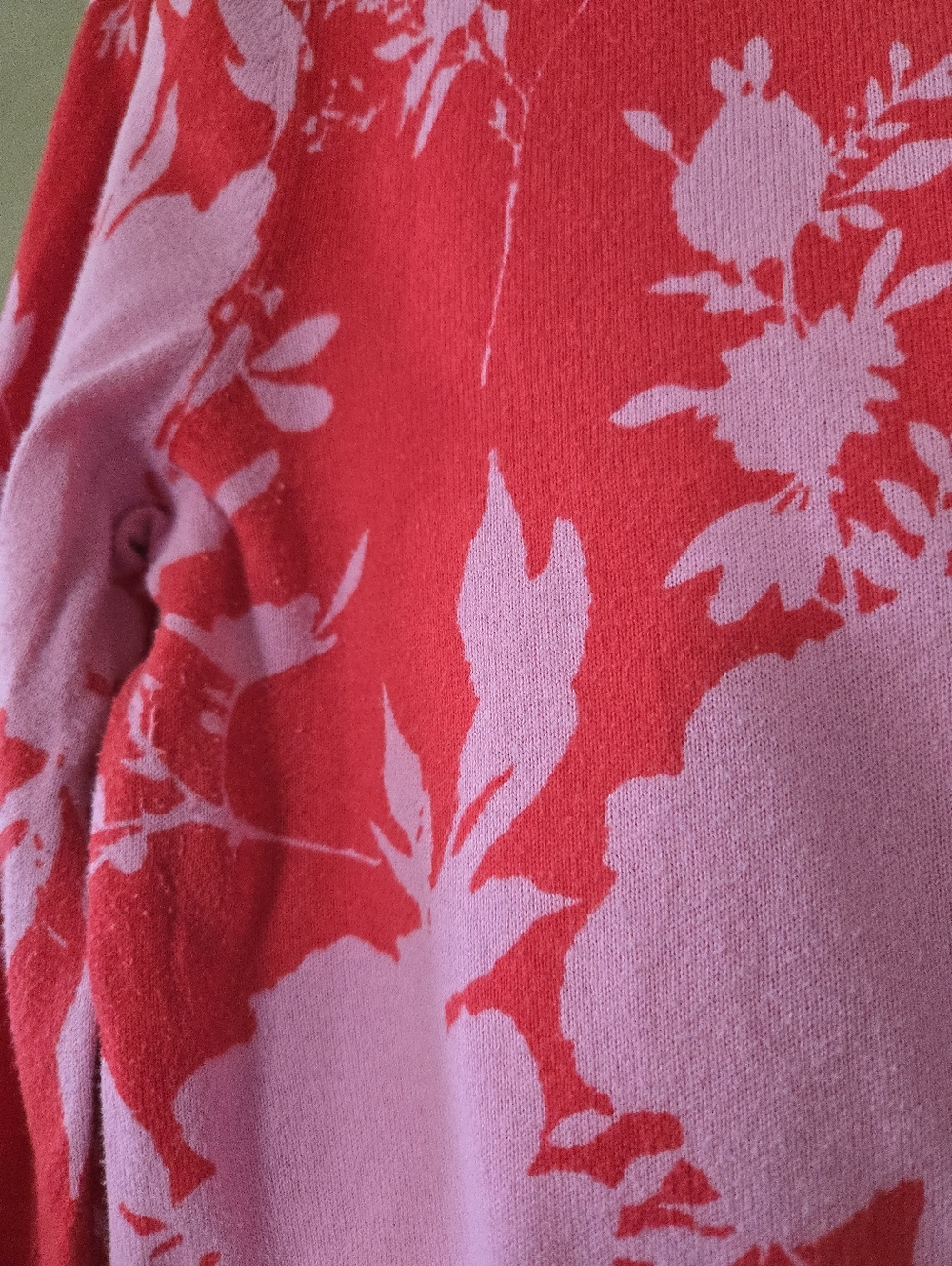 Lord & Taylor | Red Pink Floral Cardigan Sweater, Size S - Picture 5 of 7